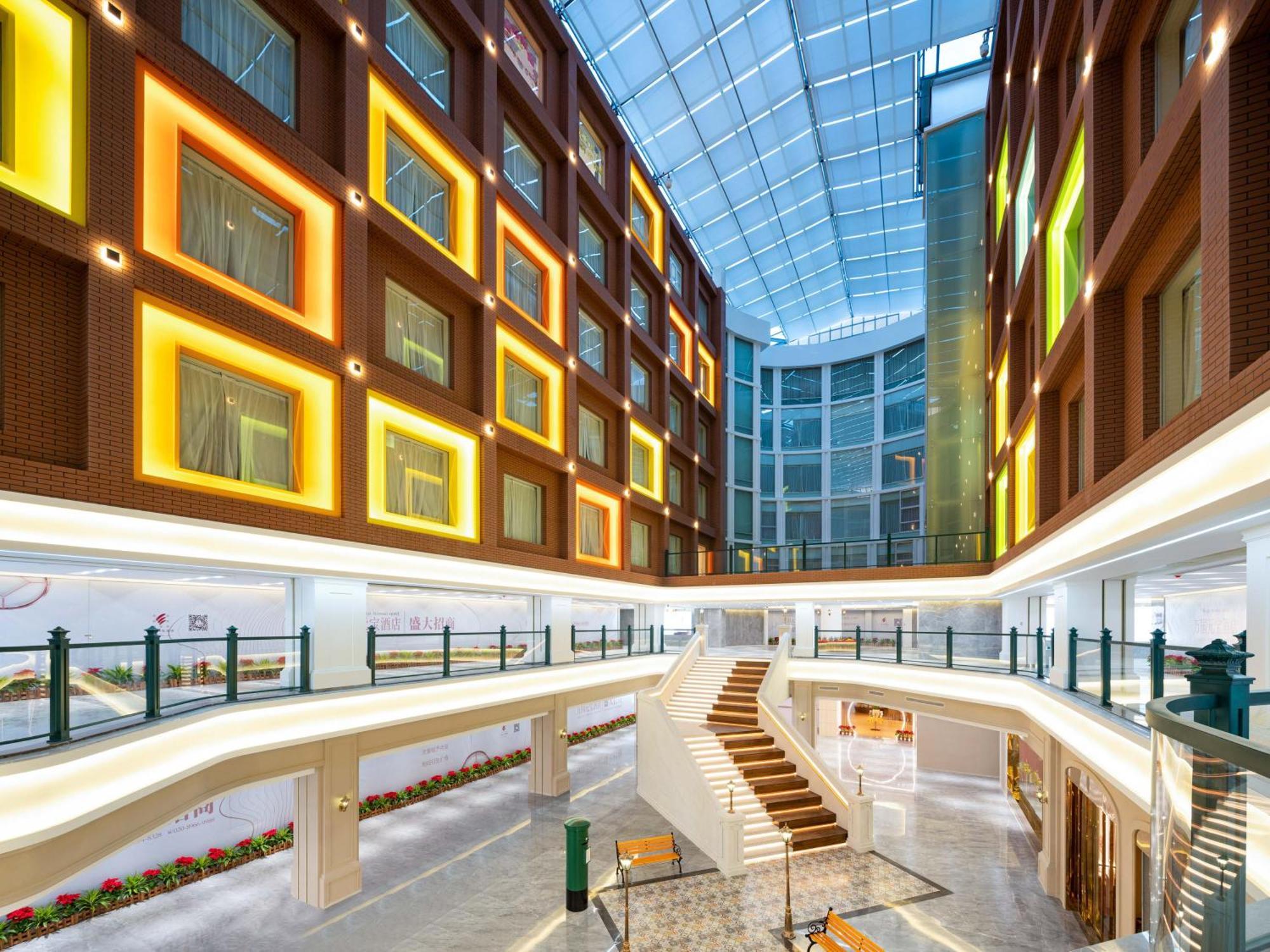 Guangzhou Wogo Yuanbao Hotel-Zhujiang New Town-Free Canton Fair Shuttle Bus & Overseas Buyer Registration Services Exterior photo