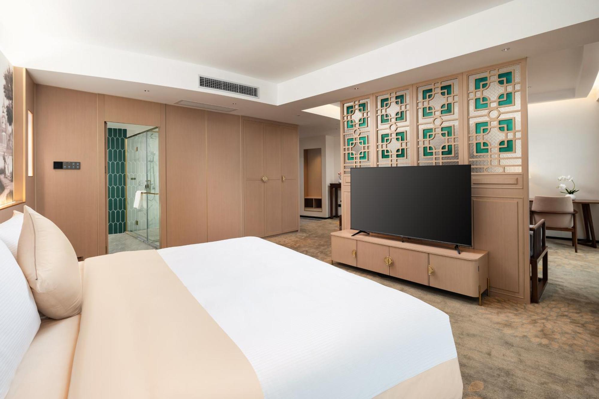 Guangzhou Wogo Yuanbao Hotel-Zhujiang New Town-Free Canton Fair Shuttle Bus & Overseas Buyer Registration Services Exterior photo